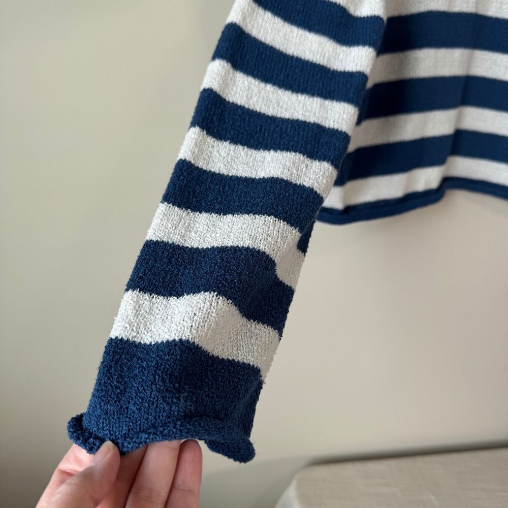 Striped Long Sleeve Pullover Knit Sweater Small Blue White Striped Nautical - Picture 2 of 8